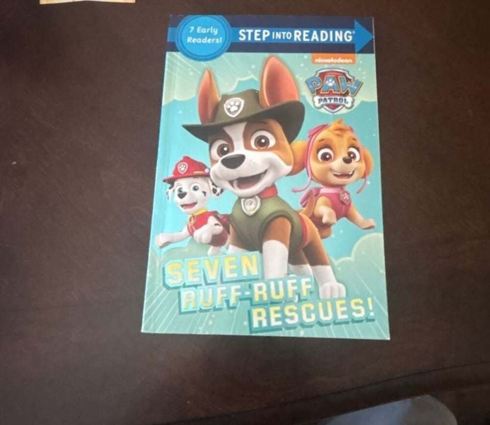 PAW Patrol Seven Ruff-Ruff Rescues! (Step Into Reading Early Reader Paperback) - Picture 1 of 2